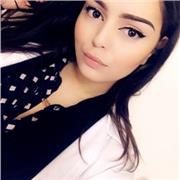 Jeune diplômée pour une aide aux devrois
